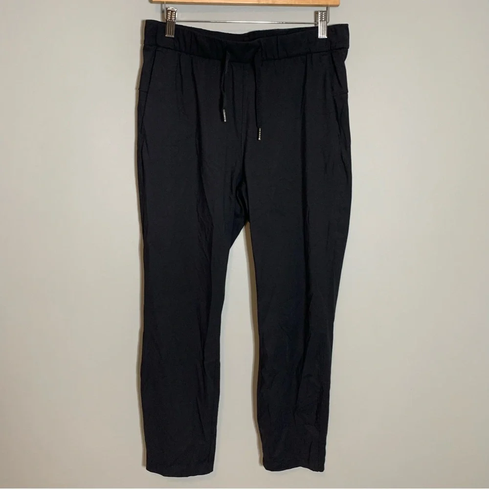 CRZ Yoga‎ black pull on elastic waist straight leg drawstring athletic pants